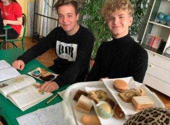 60594729_2143615219221360_8769508209732878336_n