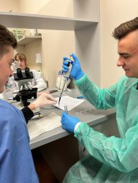 Laboratorium UR_2022_07