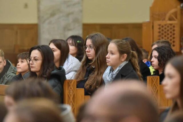 e0f21f81-11d7-4a62-ad6f-4d67ac44e9e6