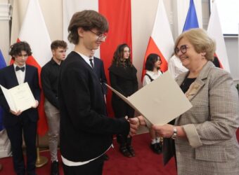 il20251204_951634559_xlarge