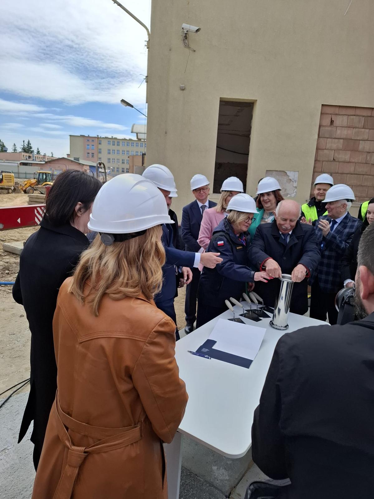 WhatsApp Image 2026-04-27 at 19.49.37 (2)