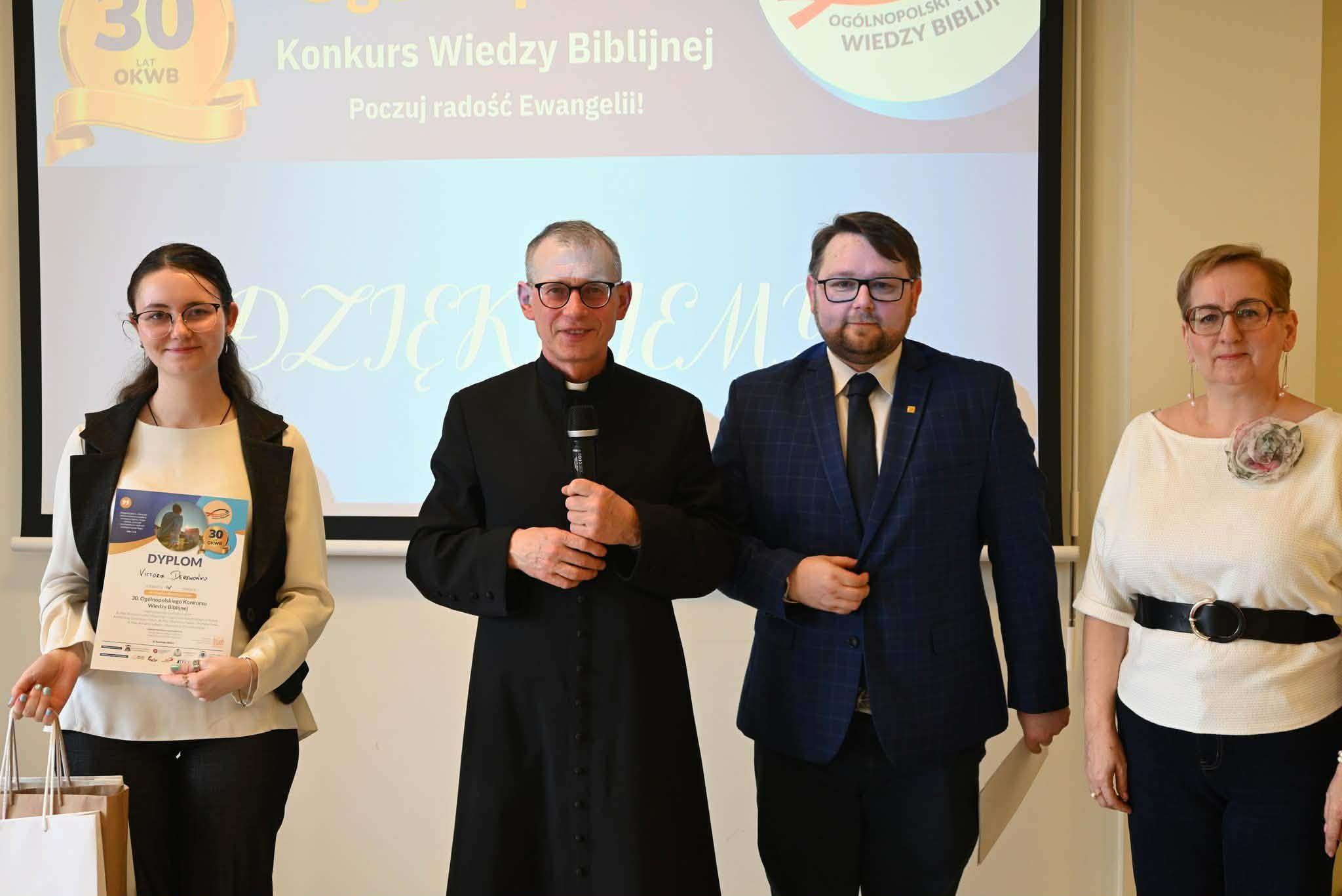 b4a166a1-cc99-48c5-9238-1565efca99b3